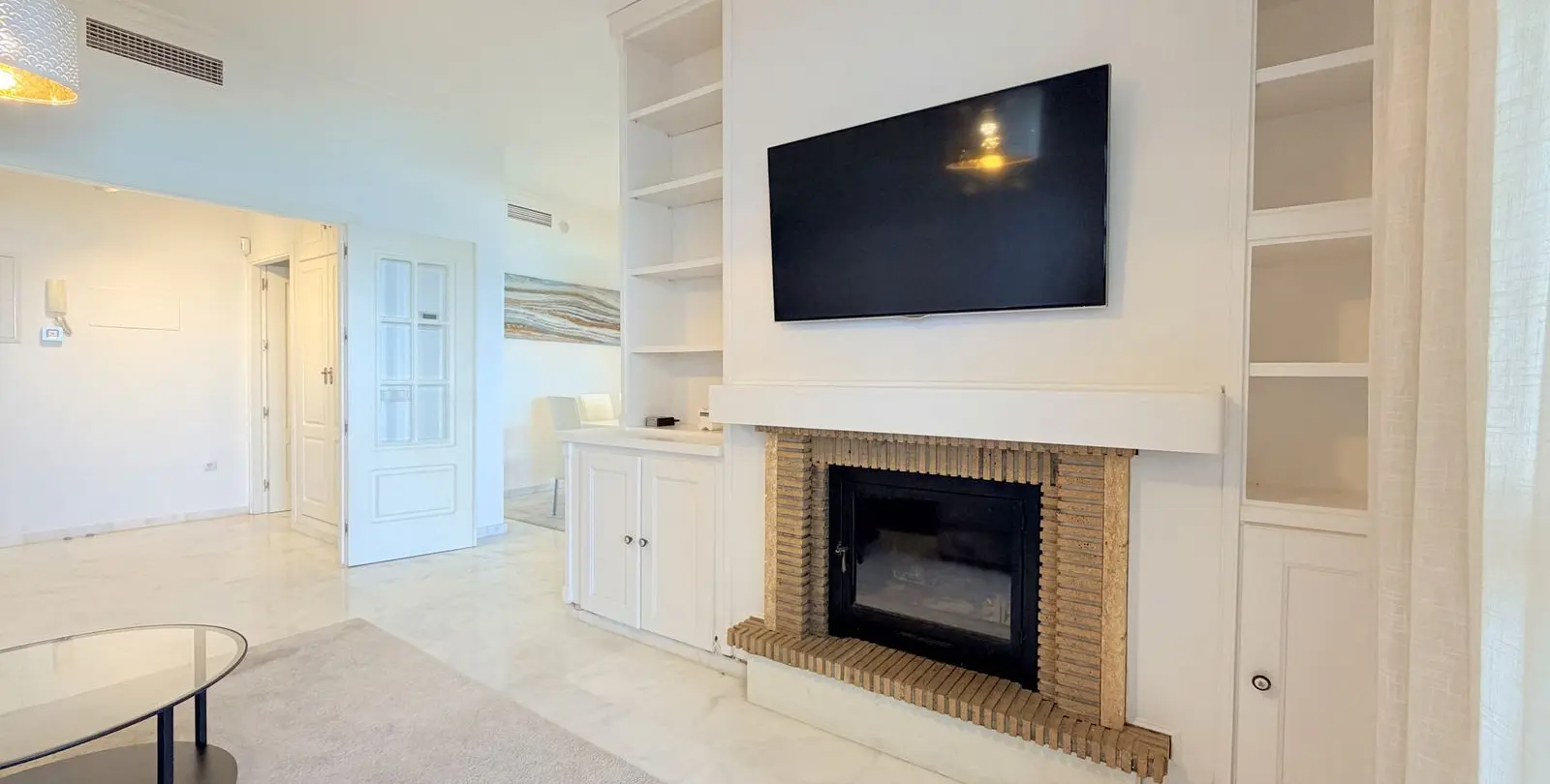 Sale of middle floor apartment in La Duquesa 8