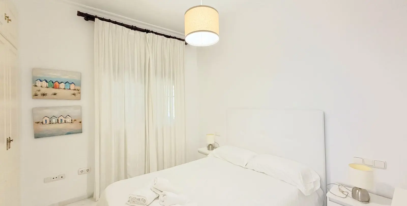 Sale of middle floor apartment in La Duquesa 20