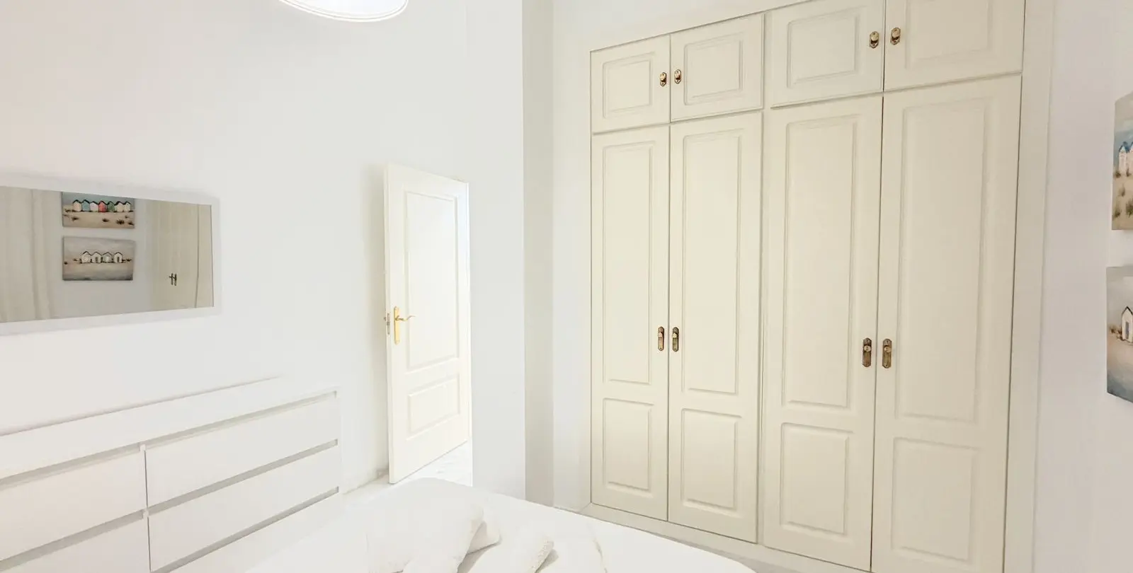Sale of middle floor apartment in La Duquesa 21