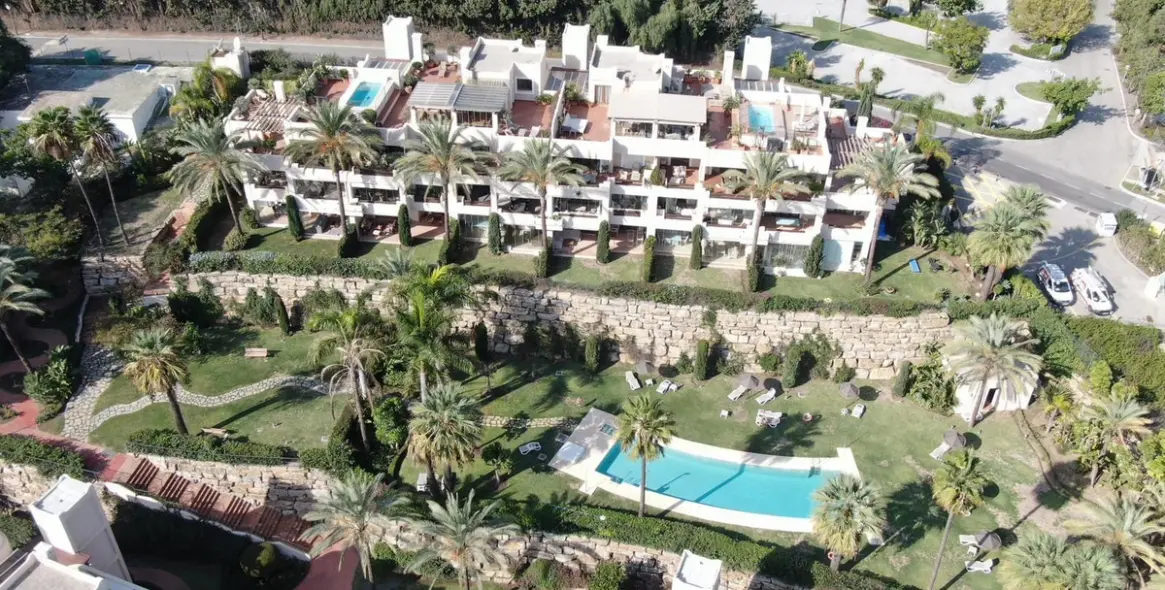 Продажа апартаментов на среднем этаже в El Paraiso 6