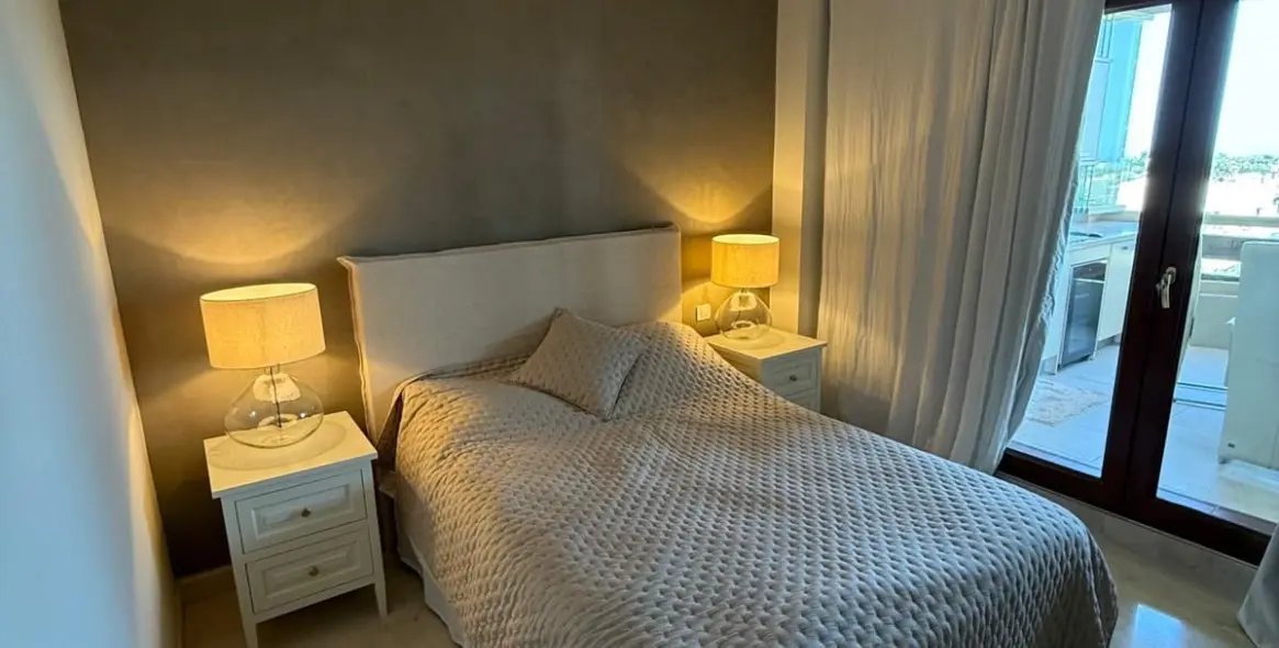 Продажа апартаментов на среднем этаже в El Paraiso 12