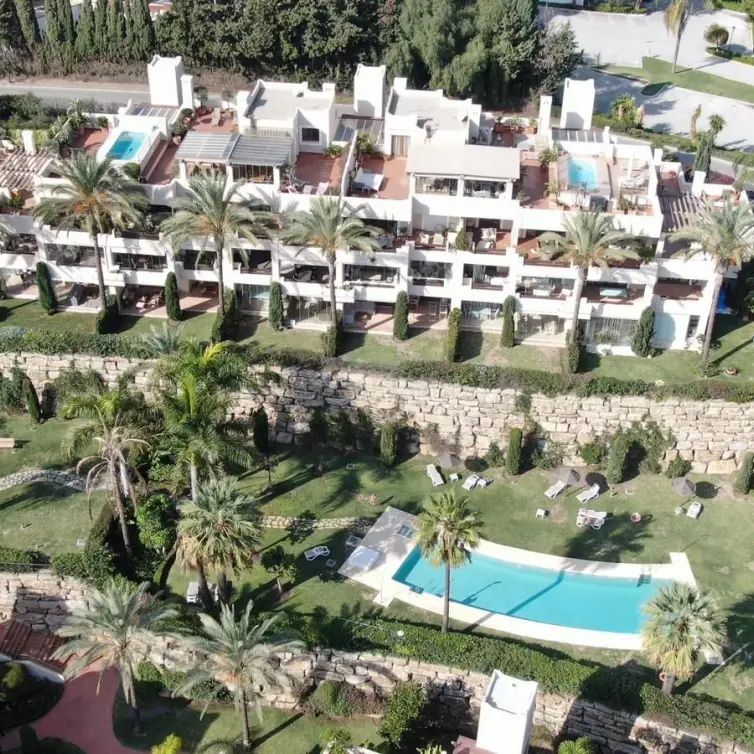 Продажа апартаментов на среднем этаже в El Paraiso