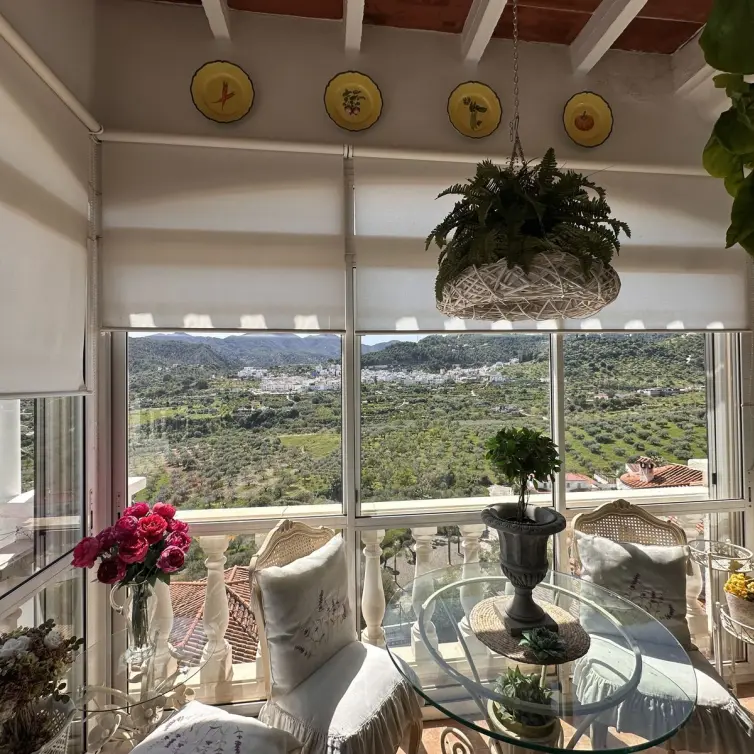 Sale of detached villa in Monda
