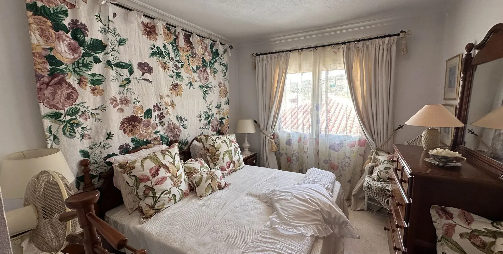 Продажа  отдельно стоящей виллы в Monda 26