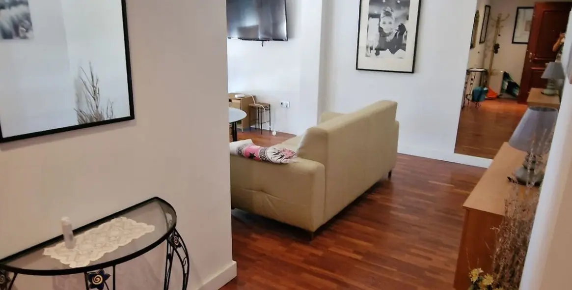 Продажа апартаментов на среднем этаже в Estepona 13