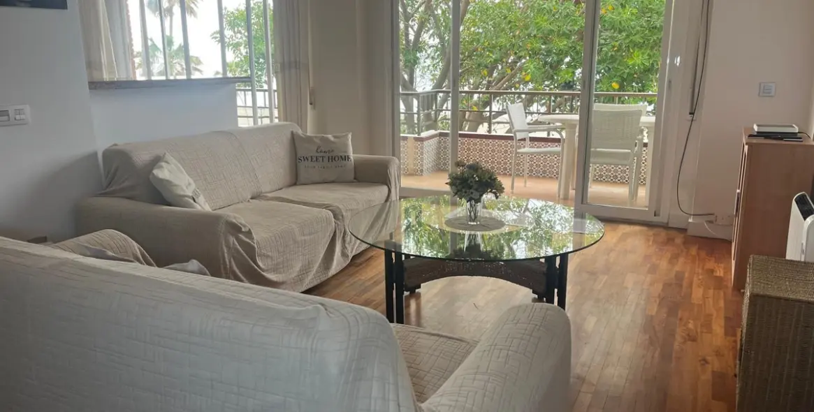 Продажа апартаментов на среднем этаже в Estepona 45