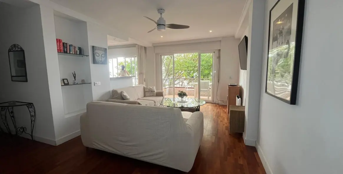 Продажа апартаментов на среднем этаже в Estepona 54