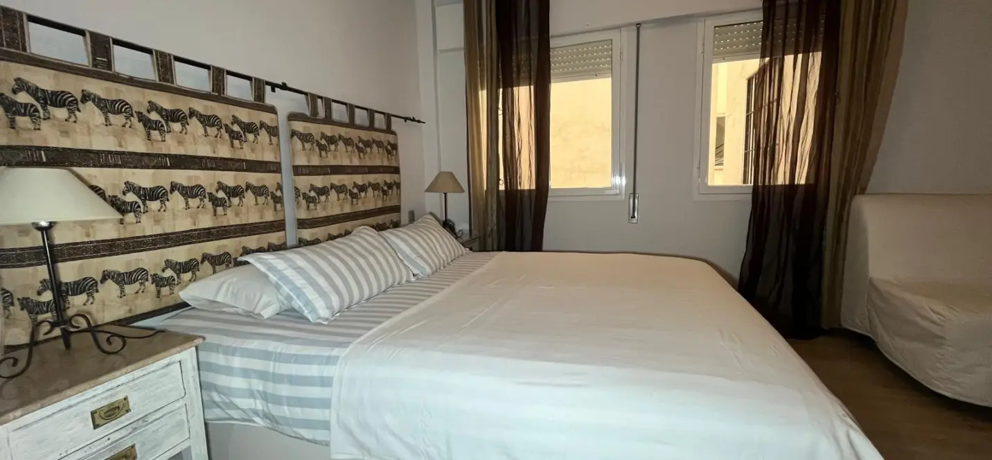 Sale of middle floor apartment in Estepona 4