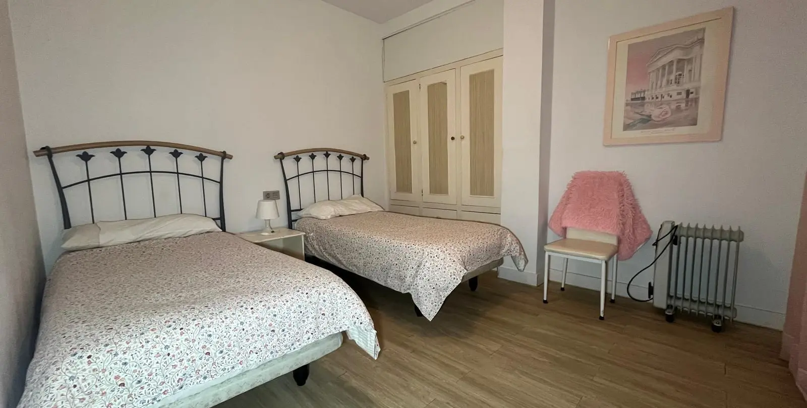 Sale of middle floor apartment in Estepona 6