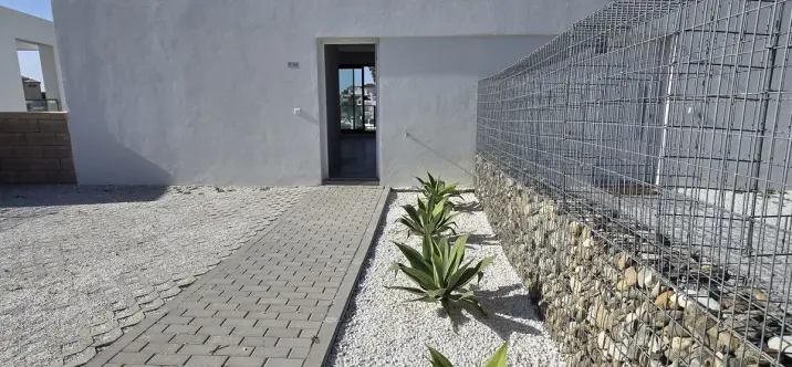 Продажа дома на две семьи в Riviera del Sol 1