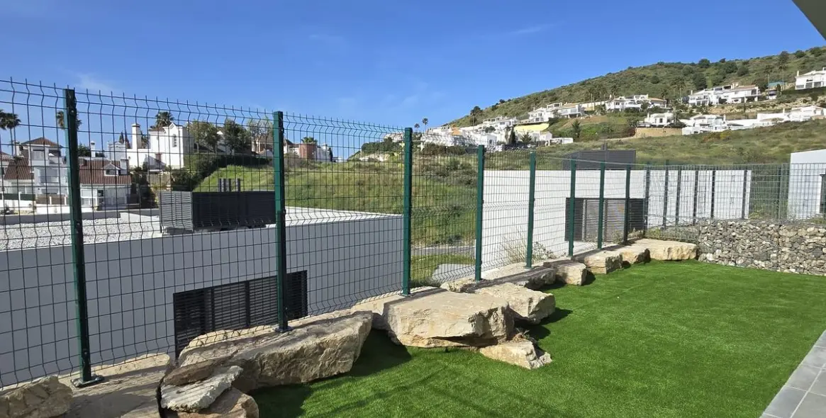 Продажа дома на две семьи в Riviera del Sol 7