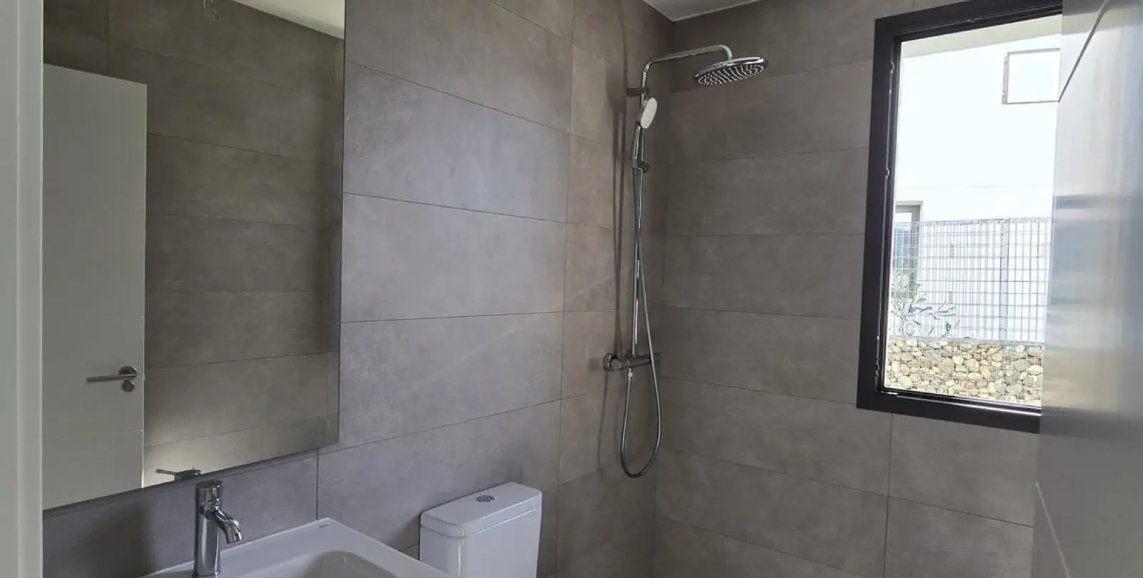 Sale of semi-detached house in Riviera del Sol 26