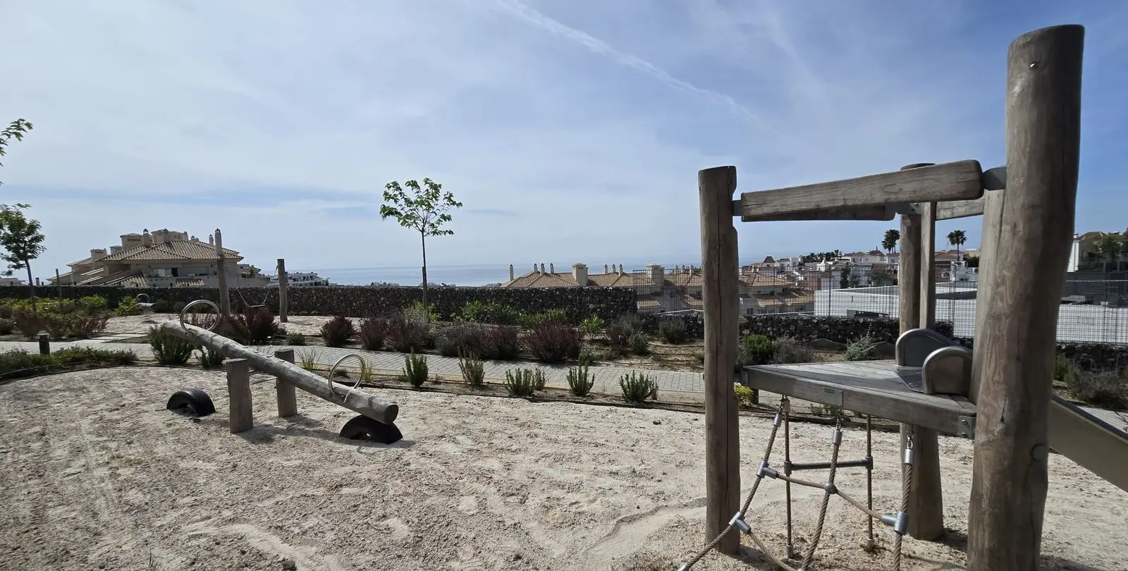 Sale of semi-detached house in Riviera del Sol 38