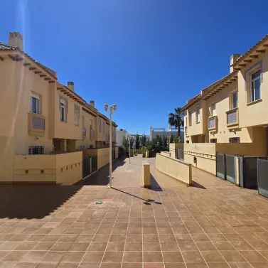 Продажа таунхауса в Calahonda