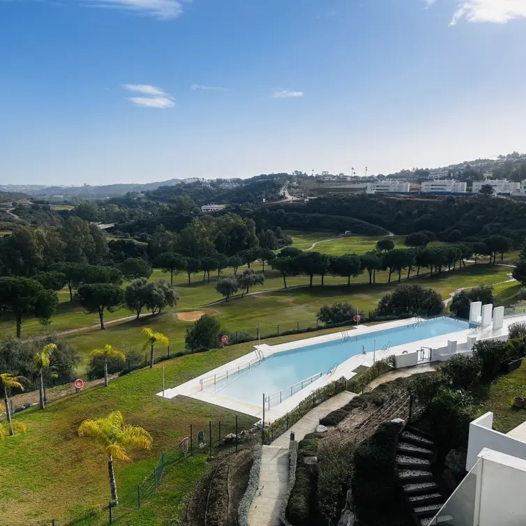 Sale of penthouse duplex in Mijas Golf