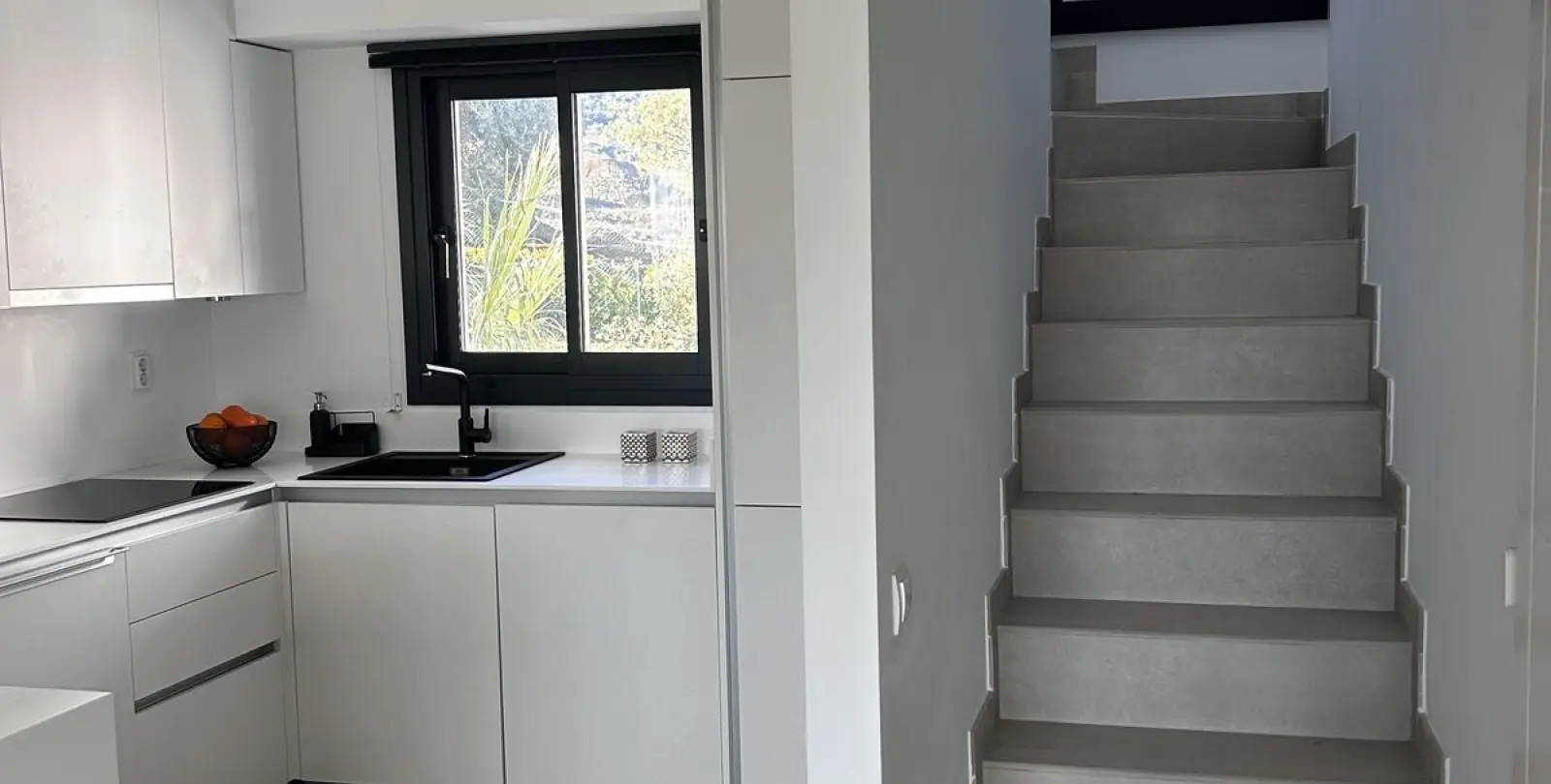 Sale of penthouse duplex in Mijas Golf 29