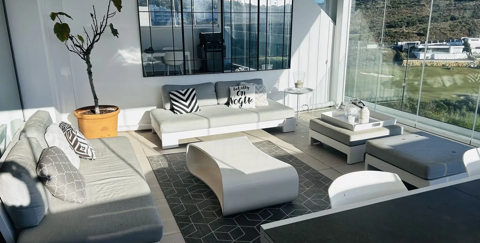 Sale of penthouse duplex in Mijas Golf 33