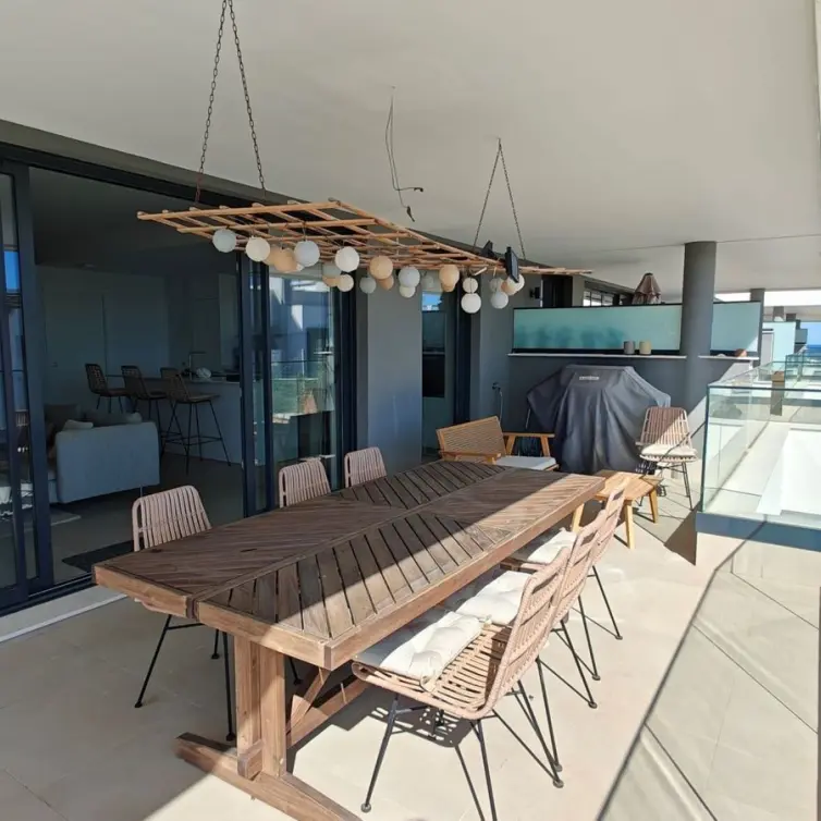 Venta de apartamento en planta media en Estepona