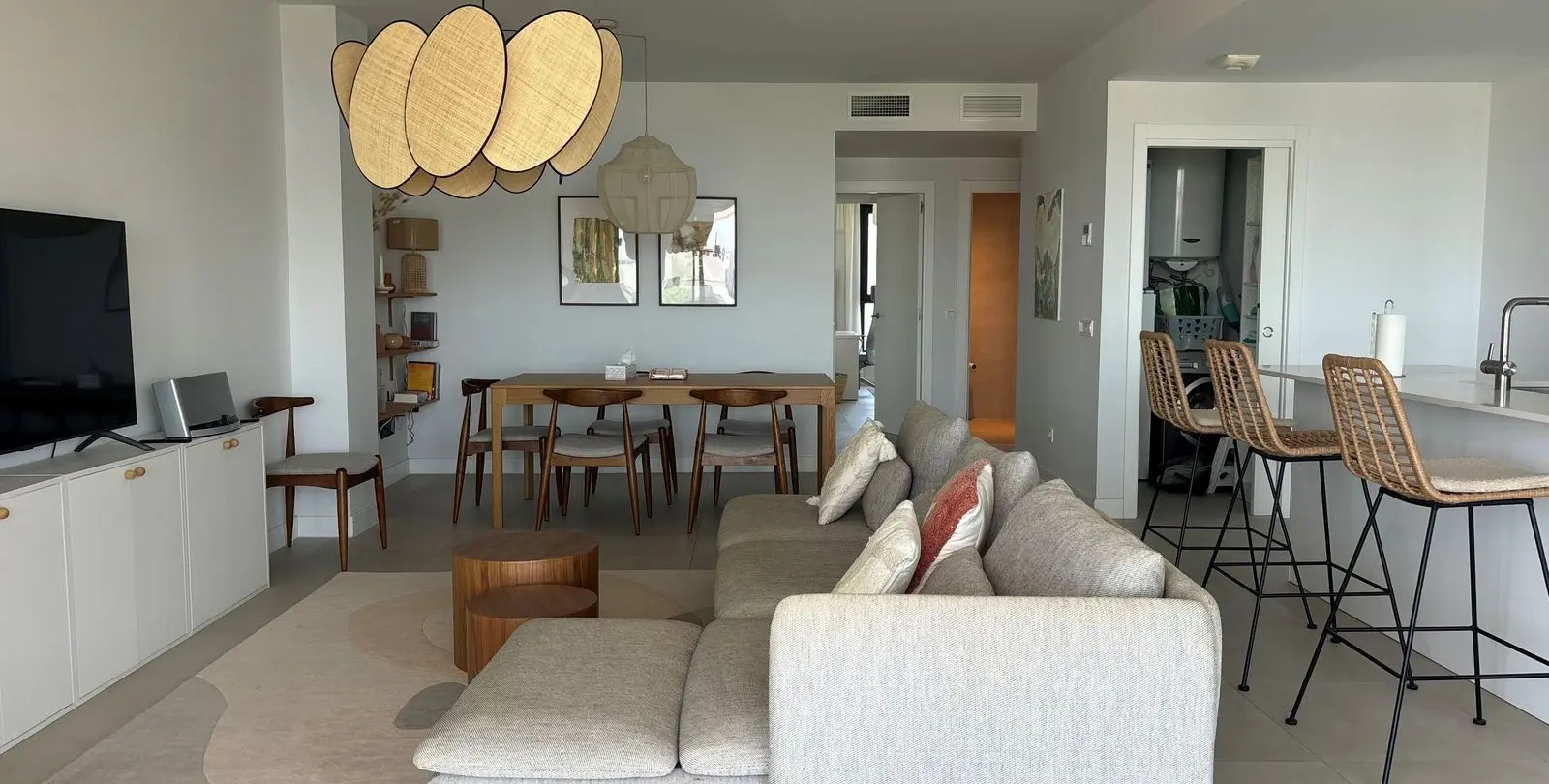 Sale of middle floor apartment in Estepona 9