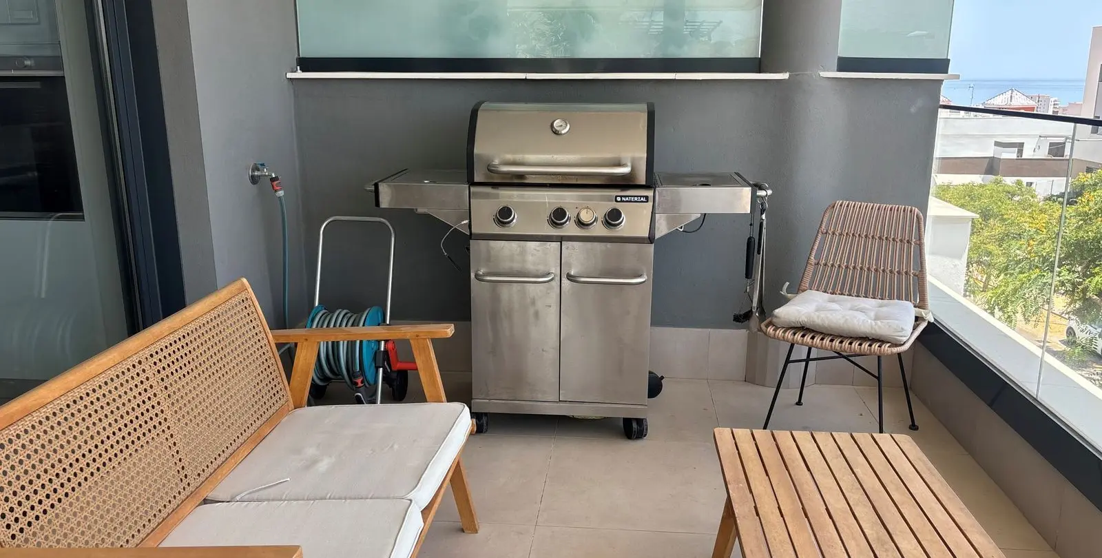 Sale of middle floor apartment in Estepona 27