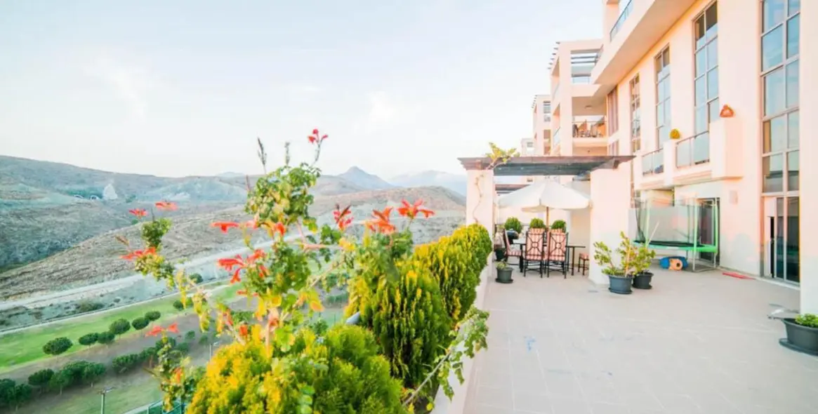 Продажа апартаментов на среднем этаже в Benahavís 3