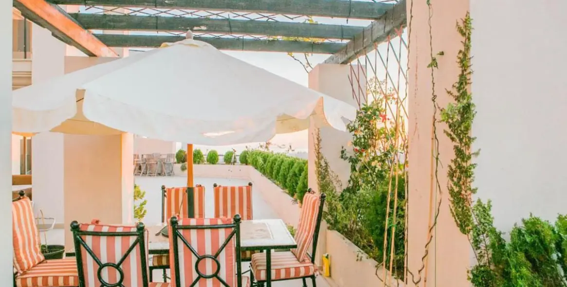 Продажа апартаментов на среднем этаже в Benahavís 6