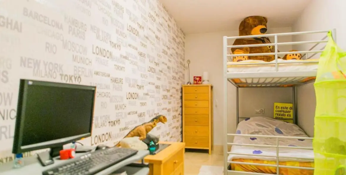 Продажа апартаментов на среднем этаже в Benahavís 25