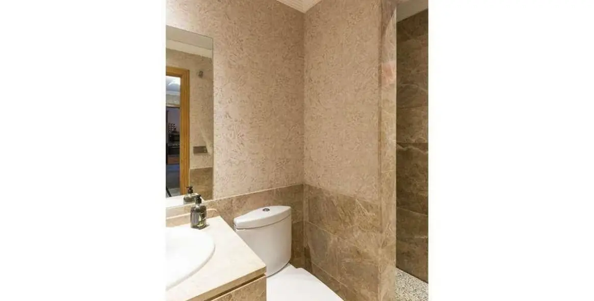 Venta de adosado en Santa Clara 18