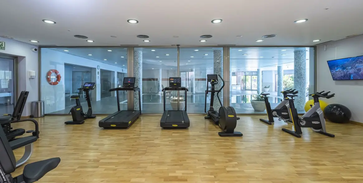 Venta de apartamento en planta media en Marbella 47