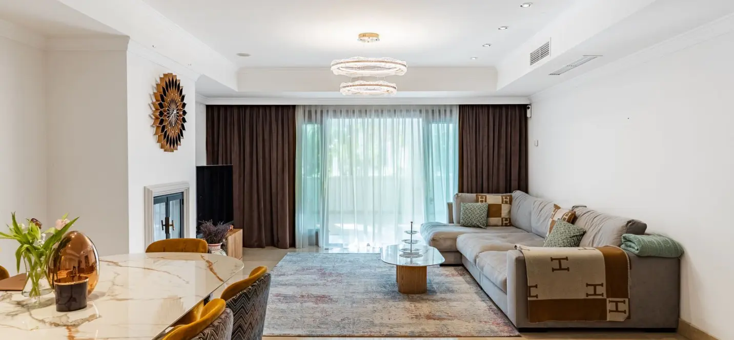 Sale of ground floor apartment in The Golden Mile 1