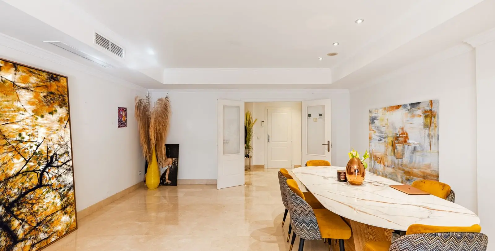 Sale of ground floor apartment in The Golden Mile 4