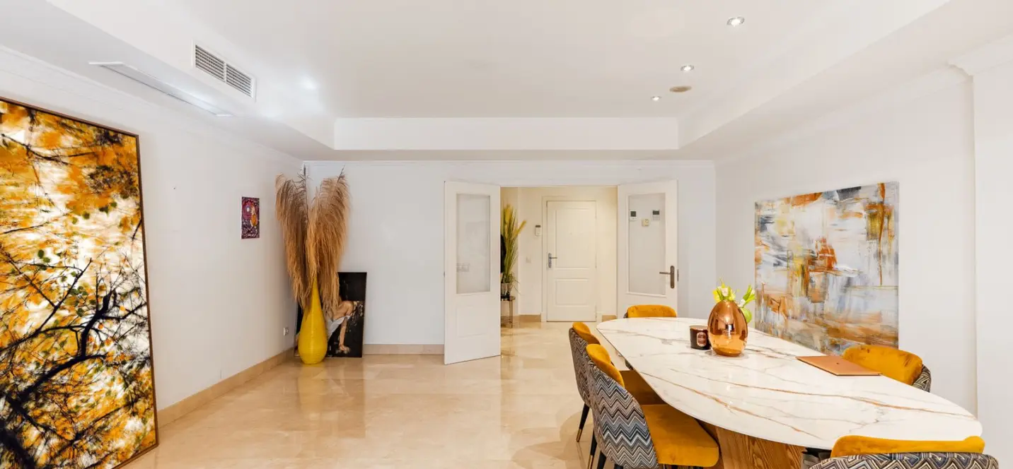 Sale of ground floor apartment in The Golden Mile 3