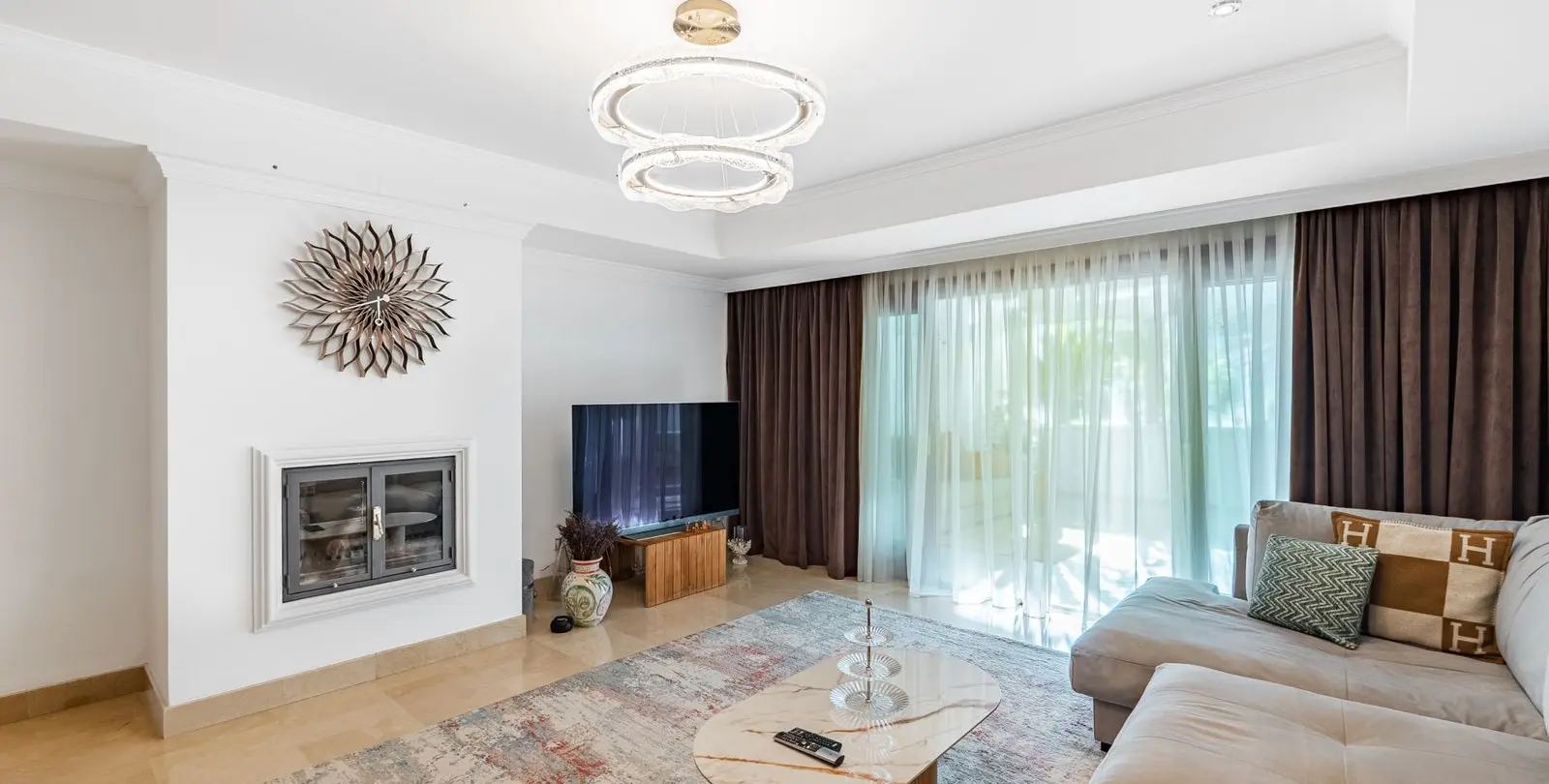 Sale of ground floor apartment in The Golden Mile 6