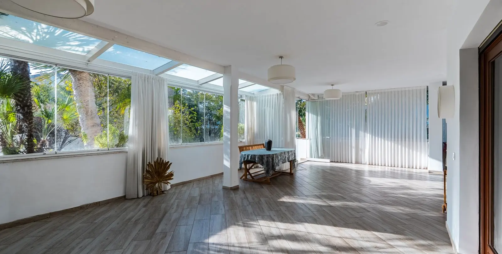 Sale of ground floor apartment in The Golden Mile 11