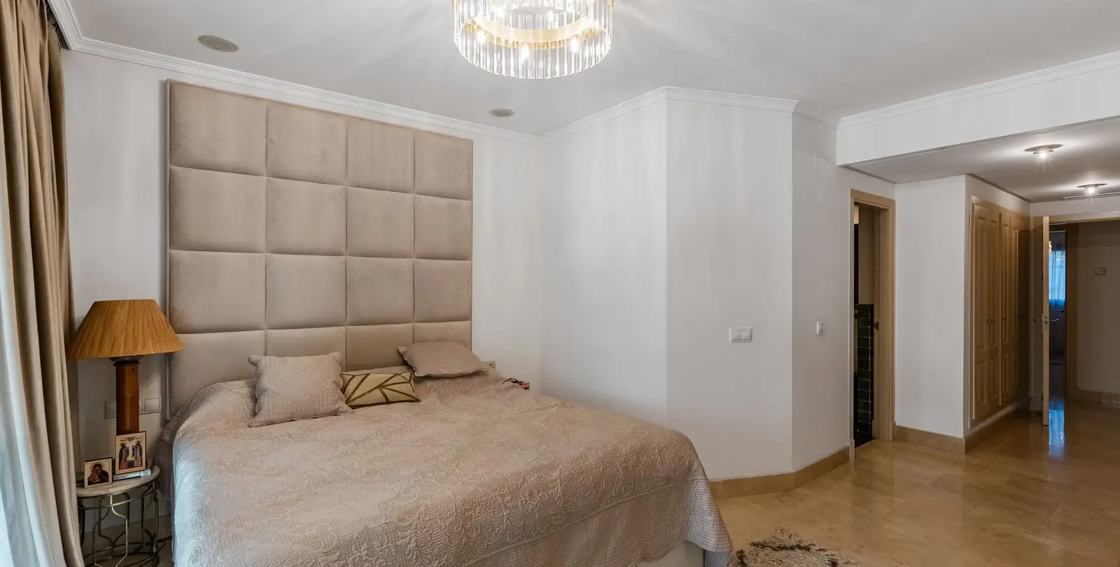 Sale of ground floor apartment in The Golden Mile 13