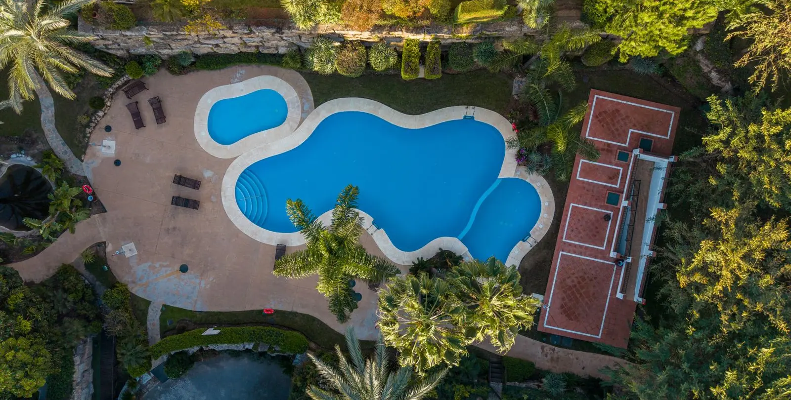 Sale of ground floor apartment in The Golden Mile 24