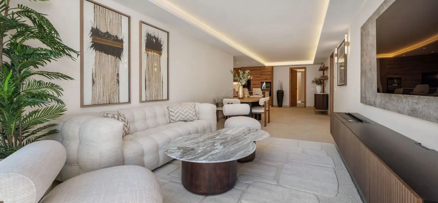 Sale of ground floor apartment in Nueva Andalucía 2