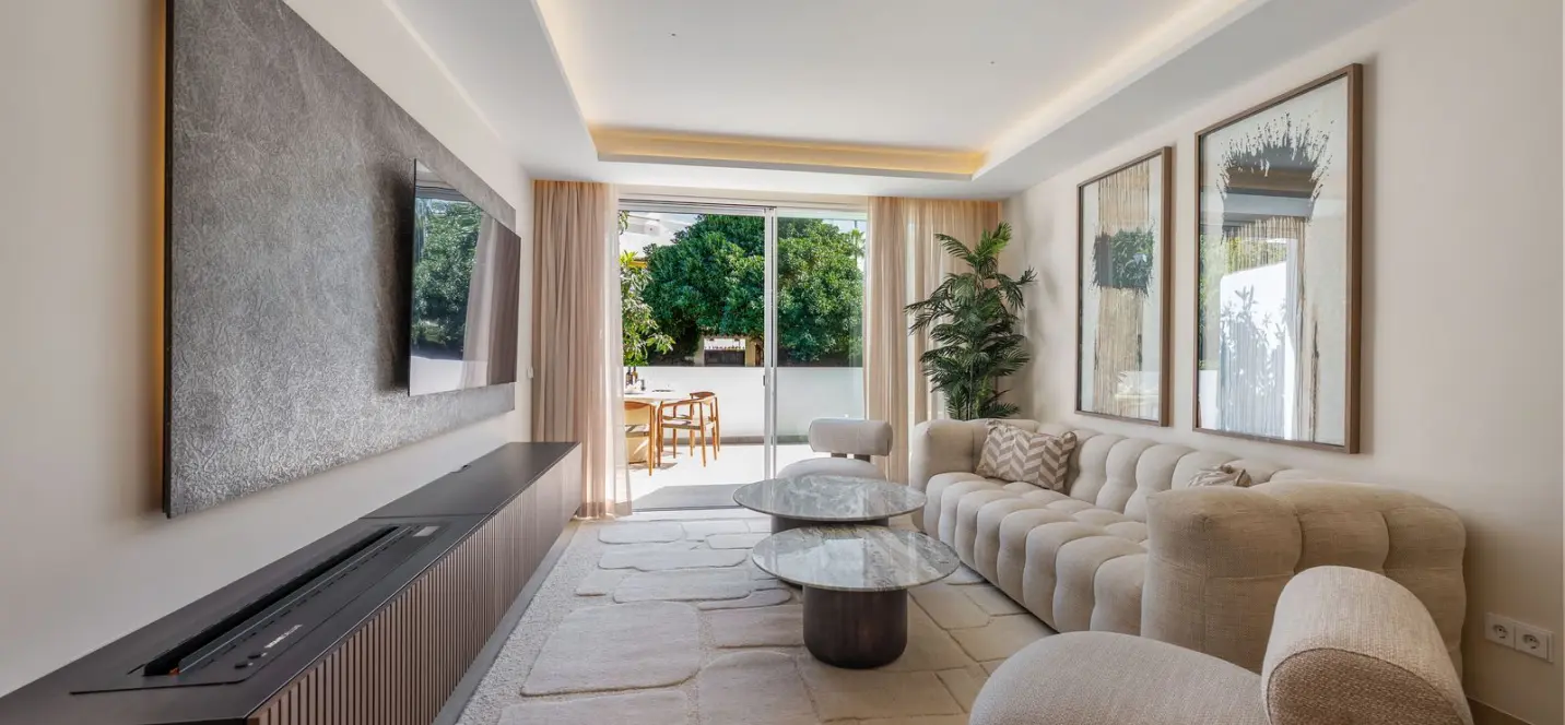 Sale of ground floor apartment in Nueva Andalucía 4