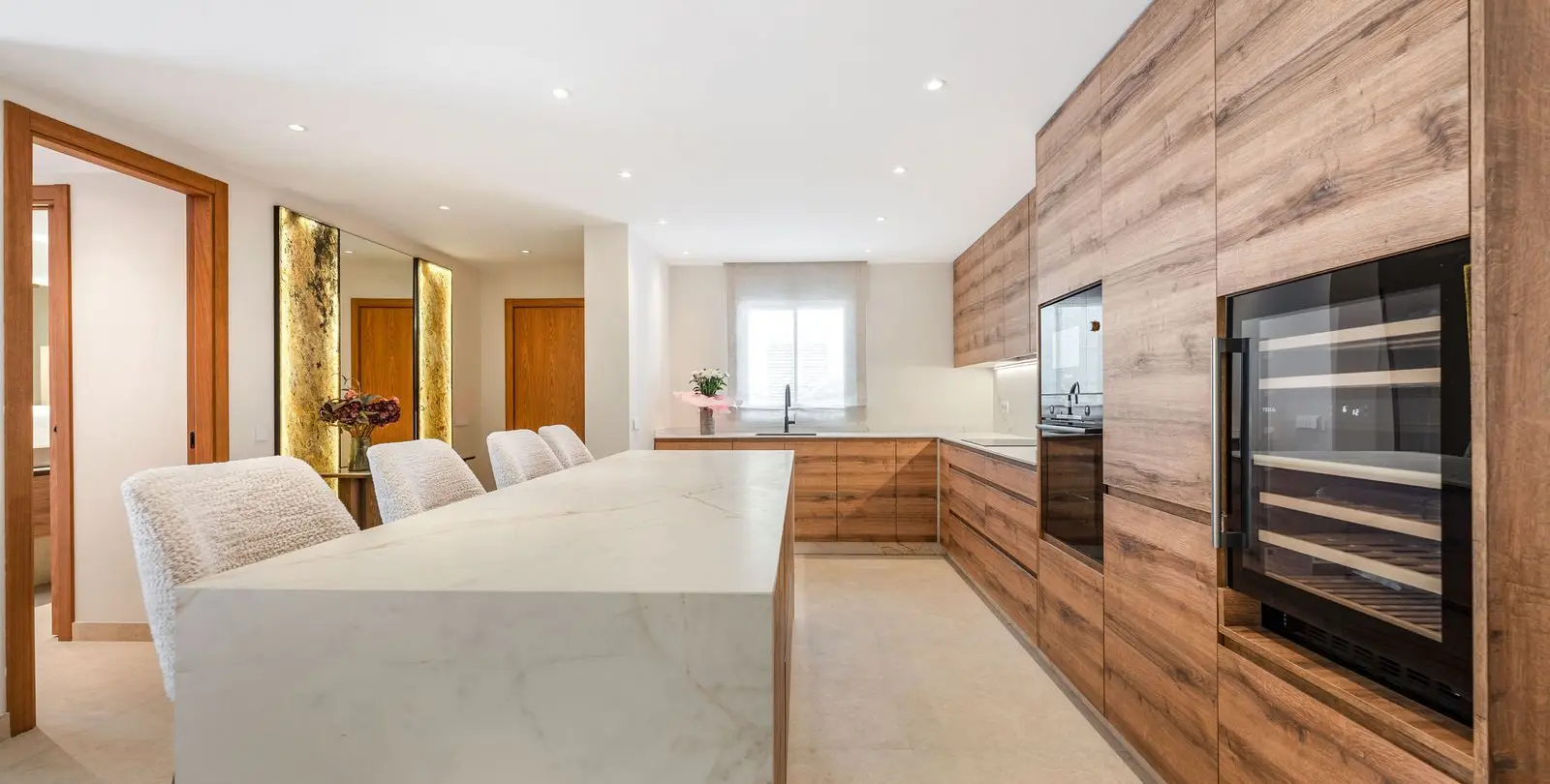 Sale of ground floor apartment in Nueva Andalucía 9