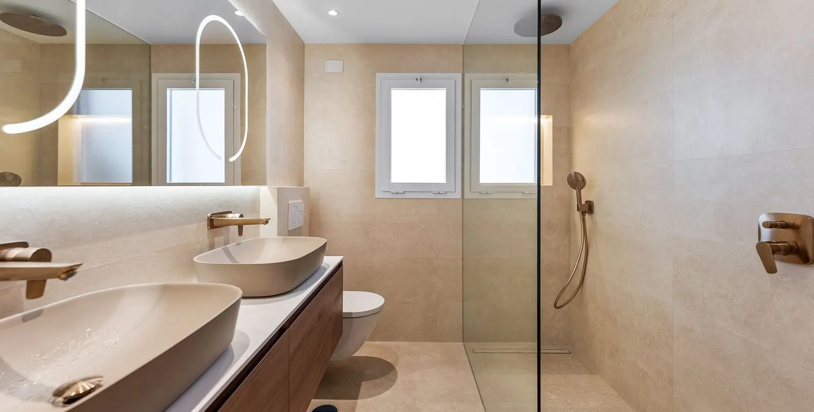 Sale of ground floor apartment in Nueva Andalucía 21