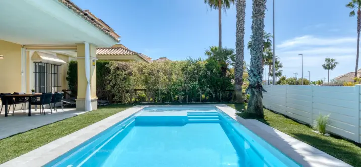 Продажа дома на две семьи в Santa Clara 4