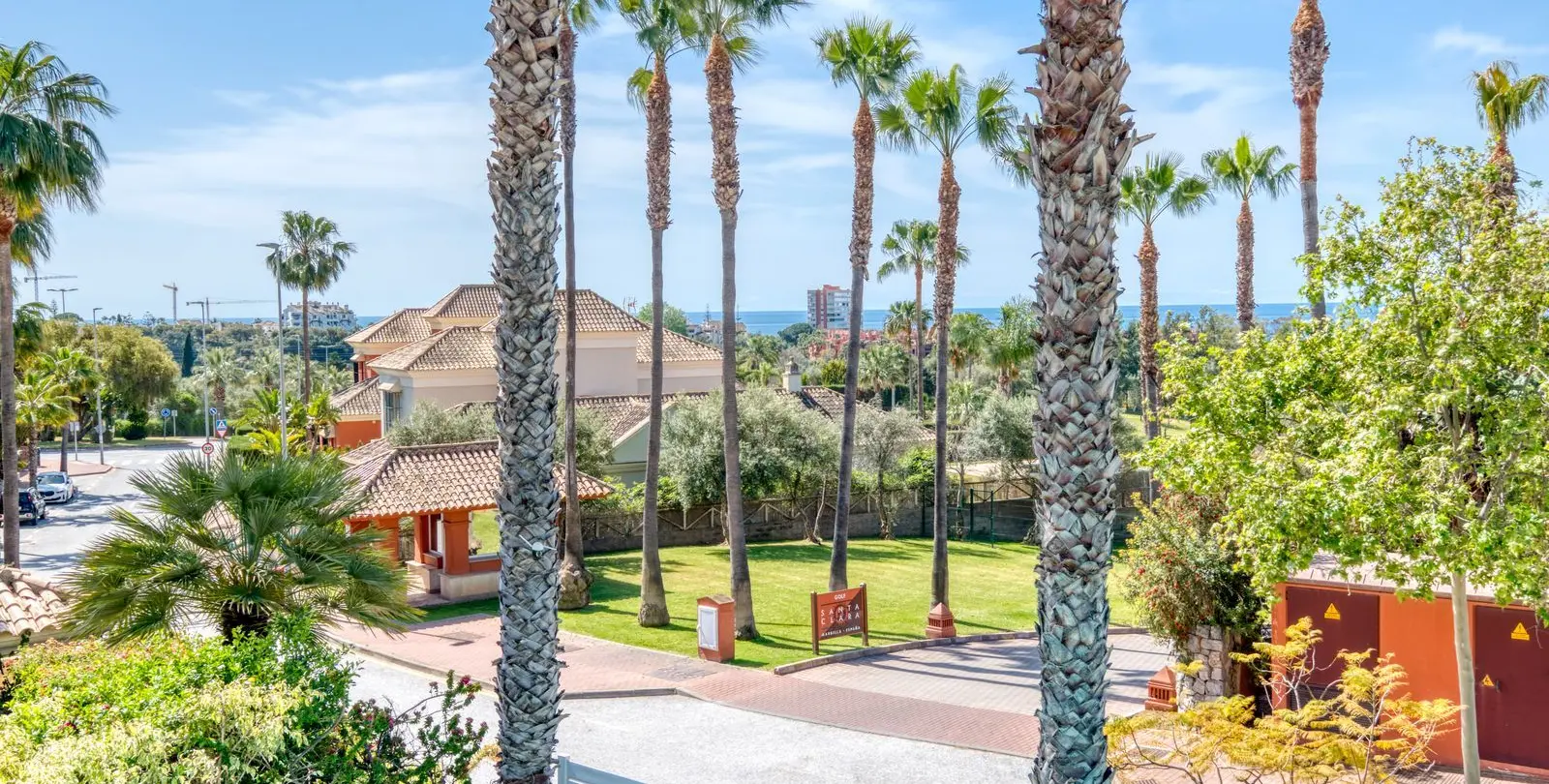 Venta de casa pareada en Santa Clara 2