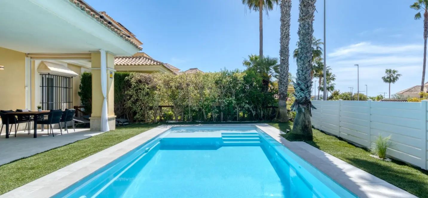 Venta de casa pareada en Santa Clara 4