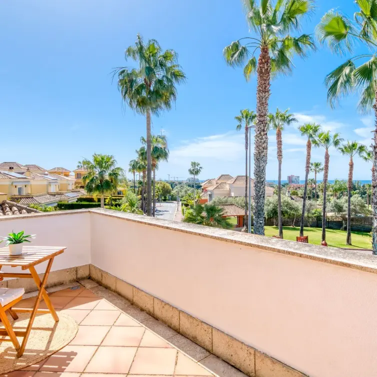 Venta de casa pareada en Santa Clara
