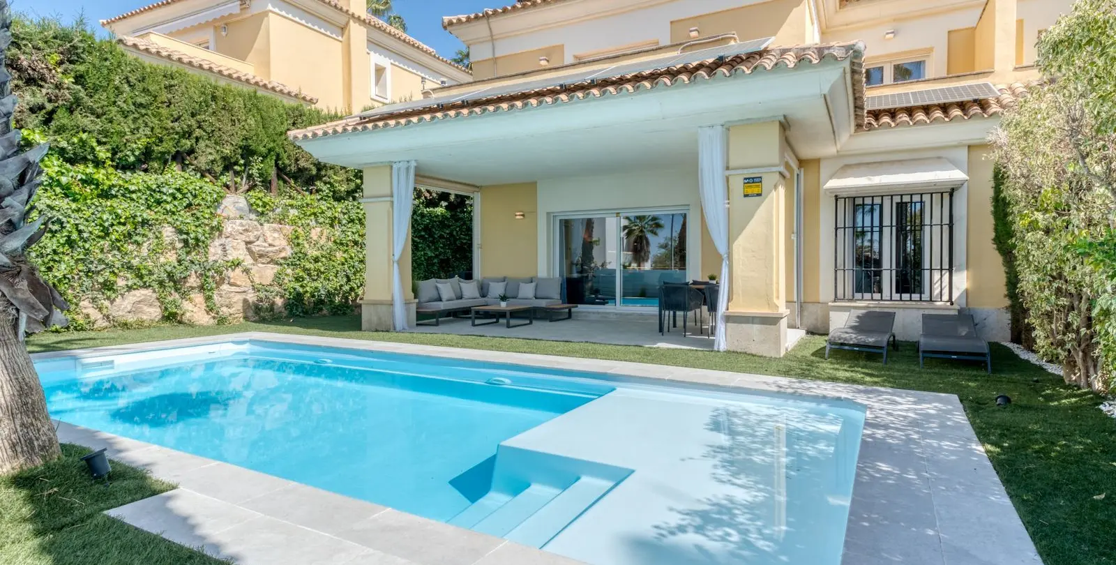 Venta de casa pareada en Santa Clara 1