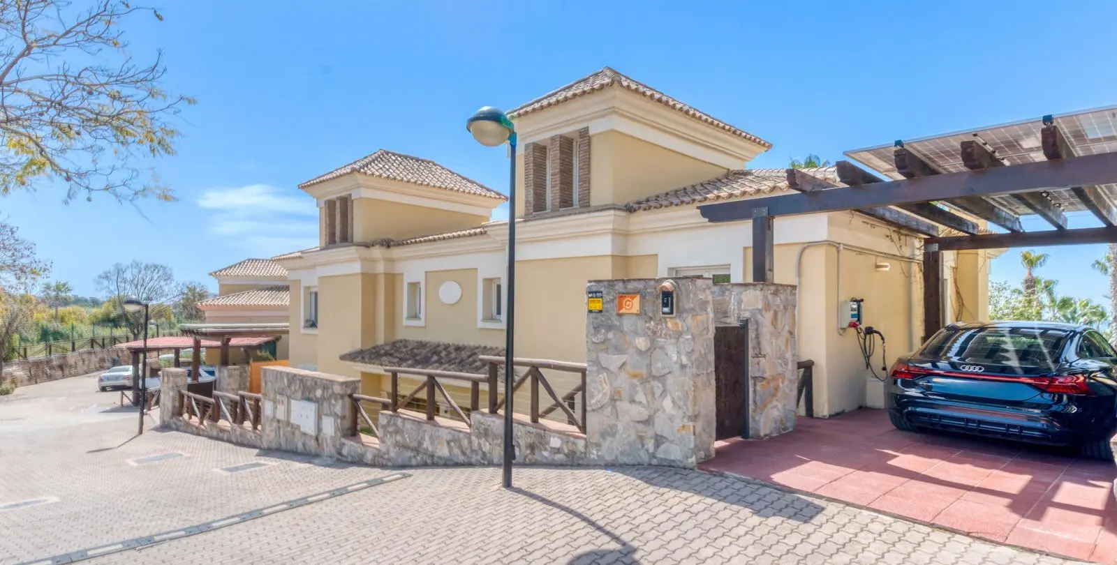 Venta de casa pareada en Santa Clara 31