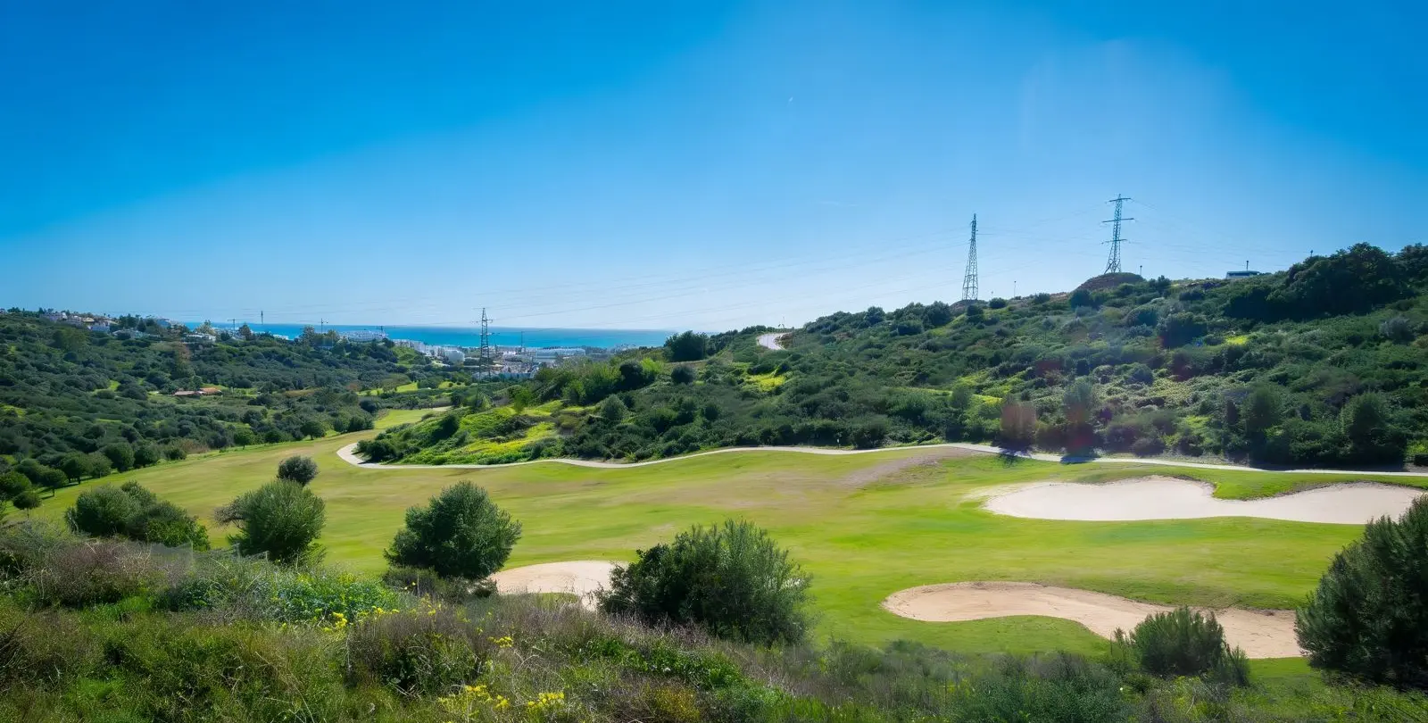 Продажа  отдельно стоящей виллы в Estepona 11
