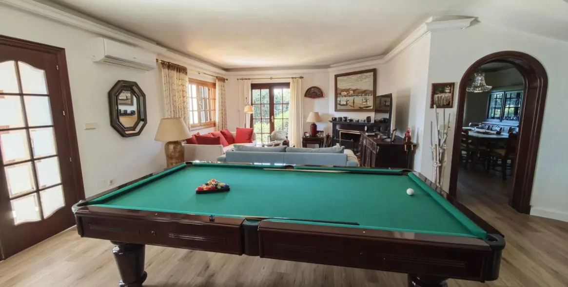 Sale of detached villa in San Luis de Sabinillas 7