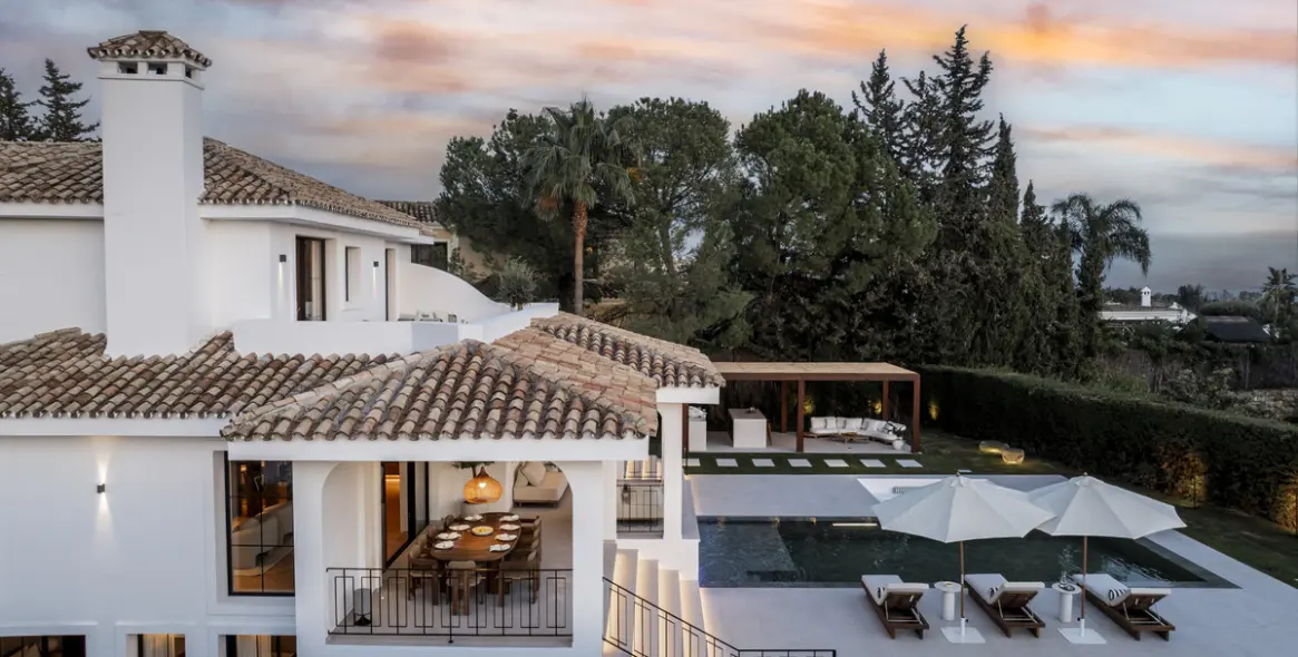Venta de villa independiente en Nueva Andalucía 64
