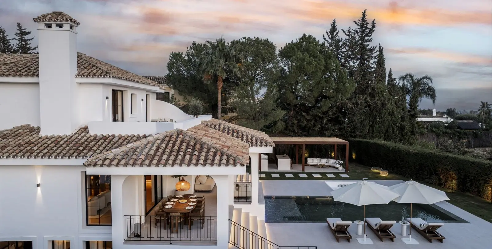 Продажа  отдельно стоящей виллы в Nueva Andalucía 47